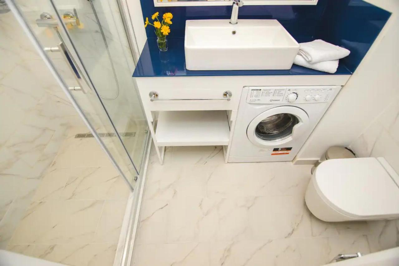 Superior Apartments Orbi City Sea View Batumi Luaran gambar